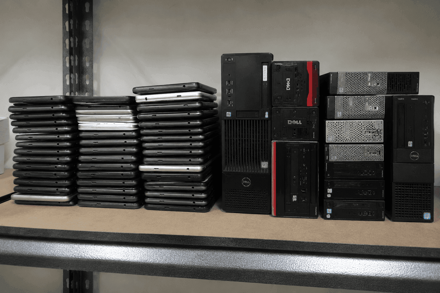 Terima komputer laptop bekas